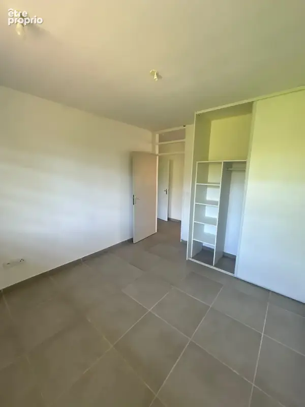 Appt t3 residence avec piscine  cayenne - photo 4