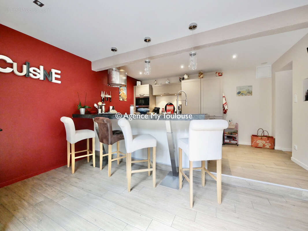 Montastruc-la-Conseillère, maison de charme T4/5 de 141m2 sur une vaste parcelle - photo 9