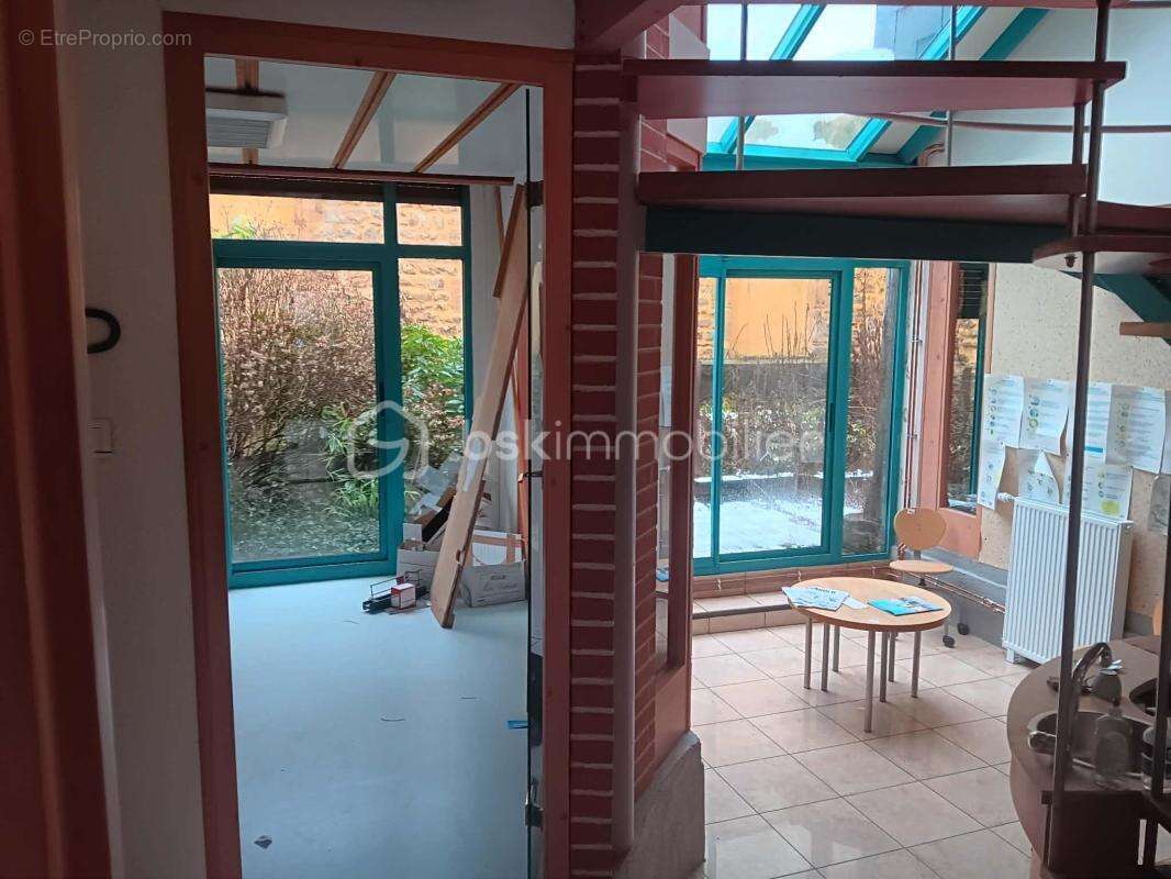 Commerce à CHARLEVILLE-MEZIERES