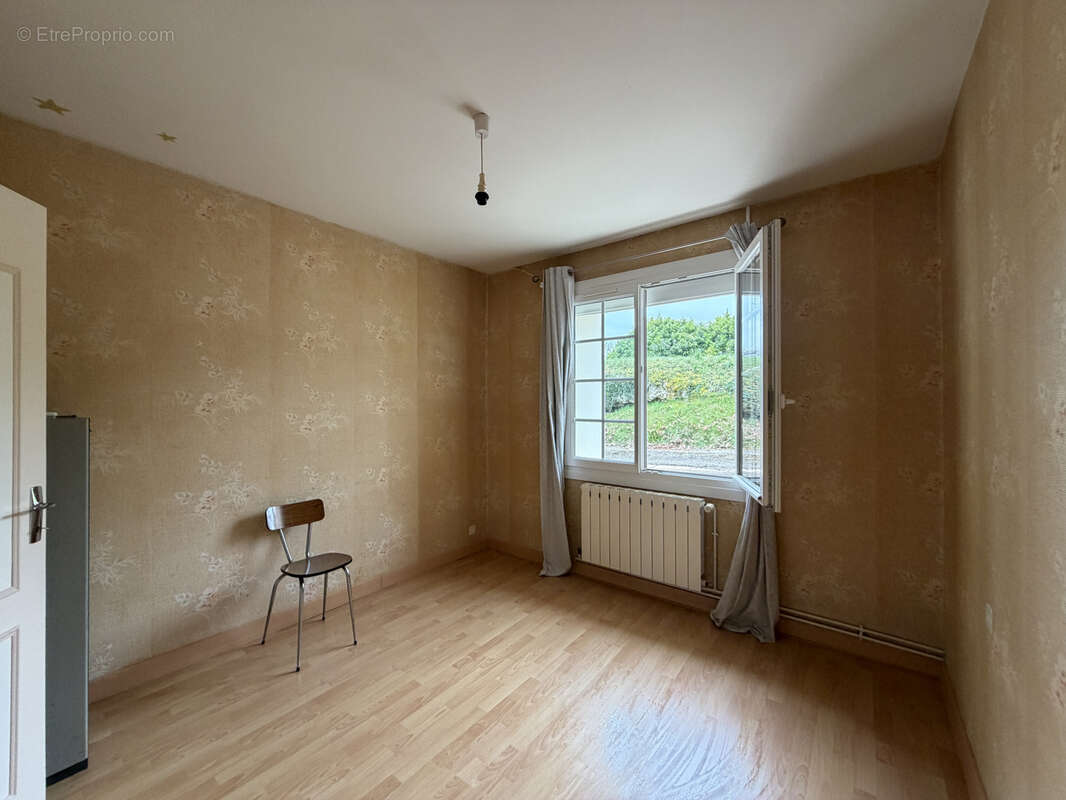 Maison à SAINT-PIERRE-DE-CLAIRAC