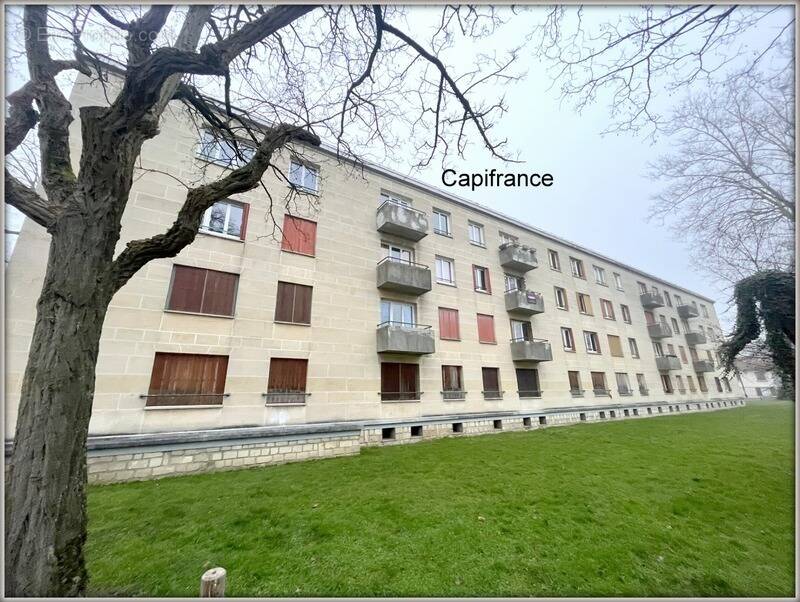 Appartement à CLICHY-SOUS-BOIS