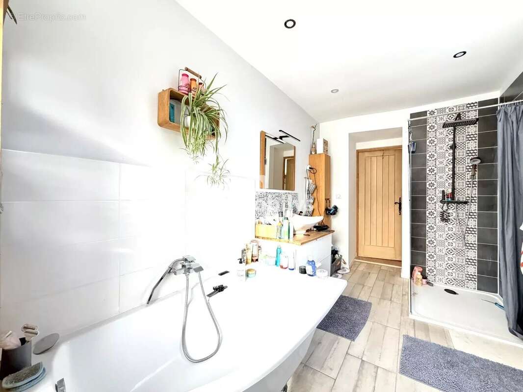 Maison à PECQUENCOURT