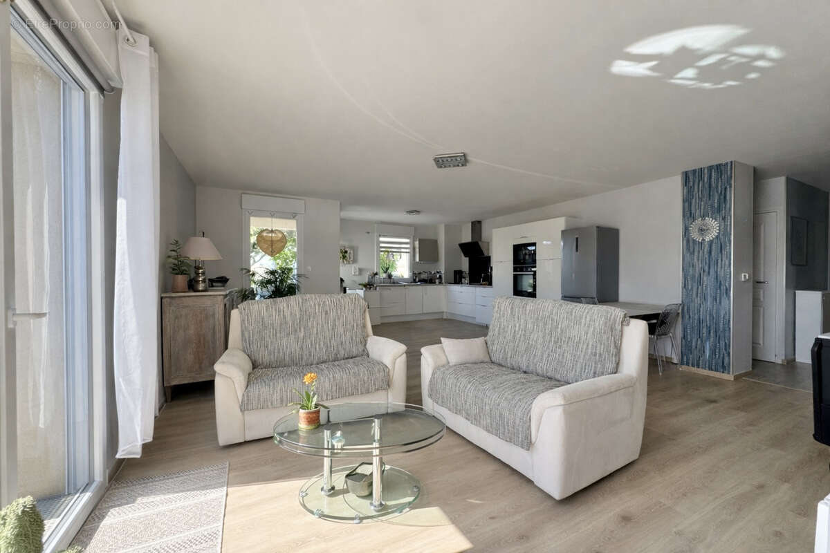 Appartement à COURSEULLES-SUR-MER