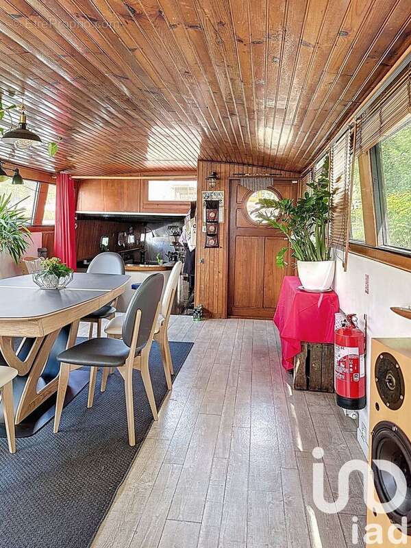 Photo 3 - Maison à SAINT-MAUR-DES-FOSSES