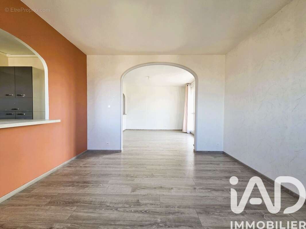 Photo 3 - Appartement à TROYES