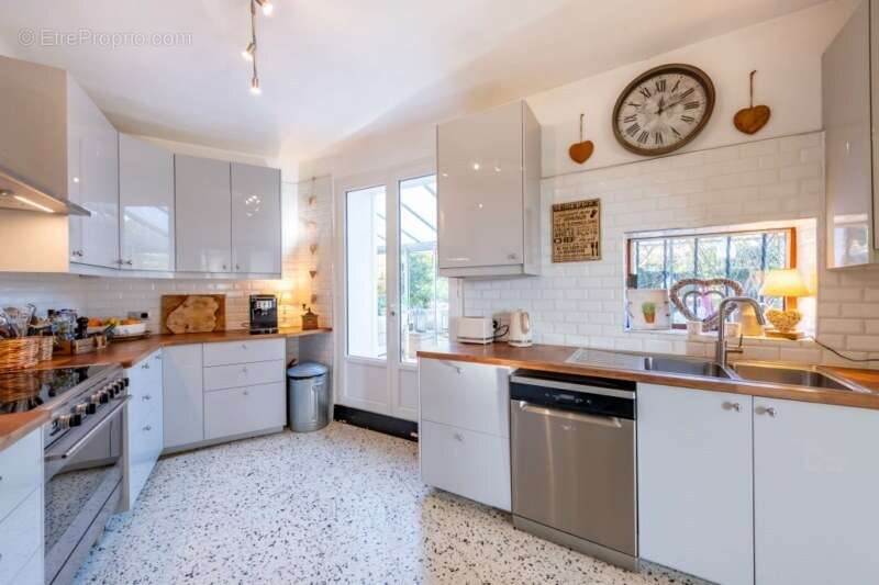 Maison à BIZE-MINERVOIS