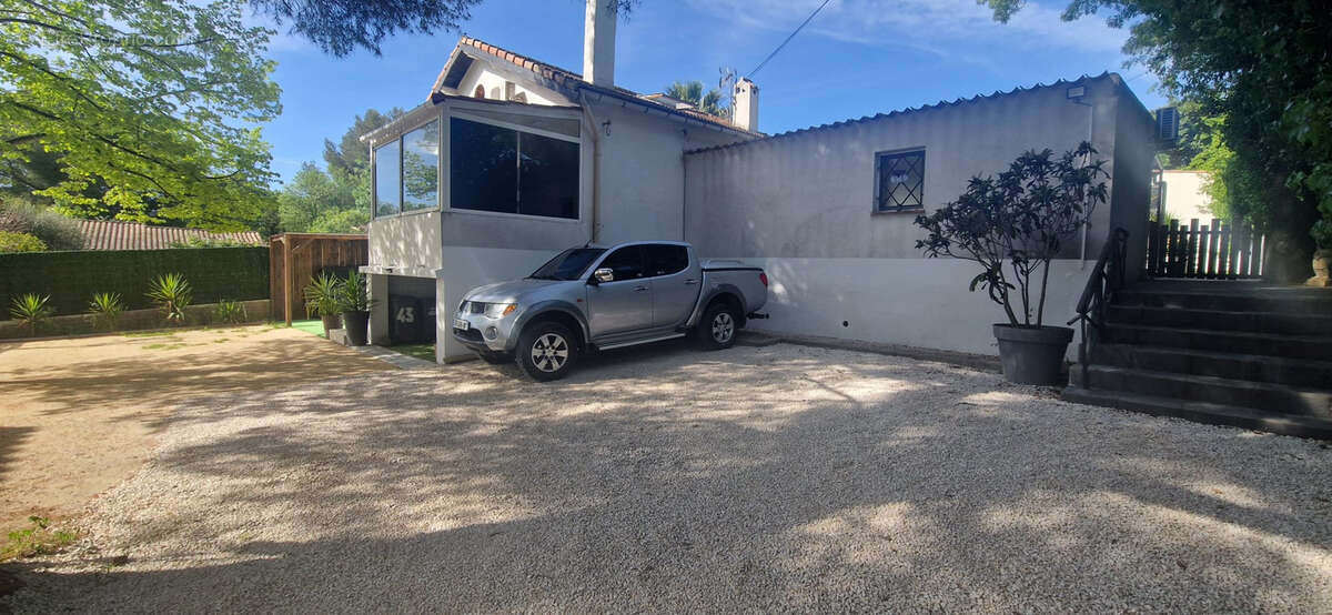 Maison à MARSEILLE-11E