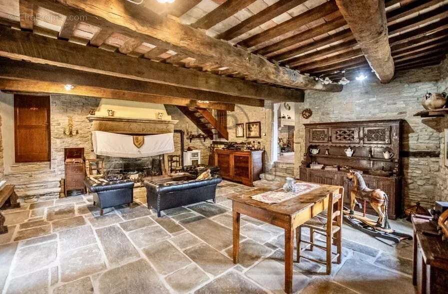 Château-hameau du XIIe siècle - photo 19