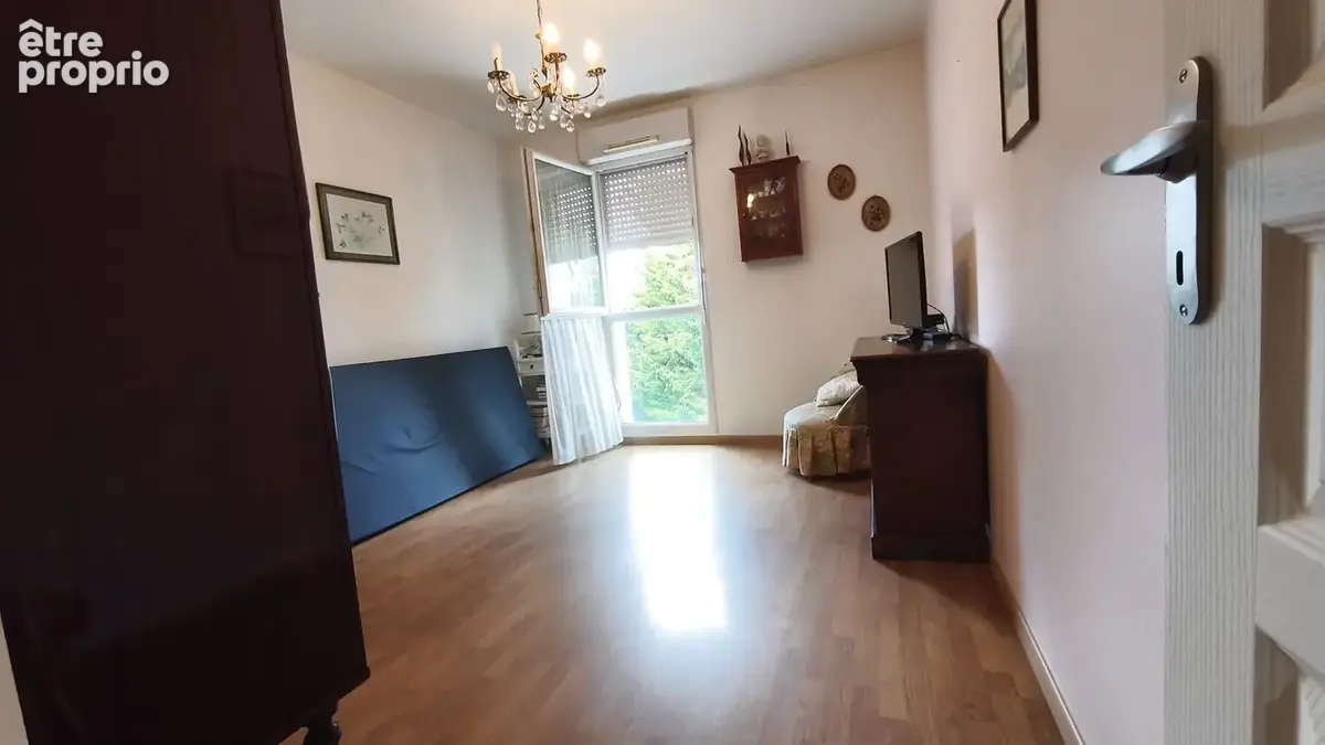 Nantes - t3 lumineux avec bacon & parking en sous-sol- 224 900€ - photo 5