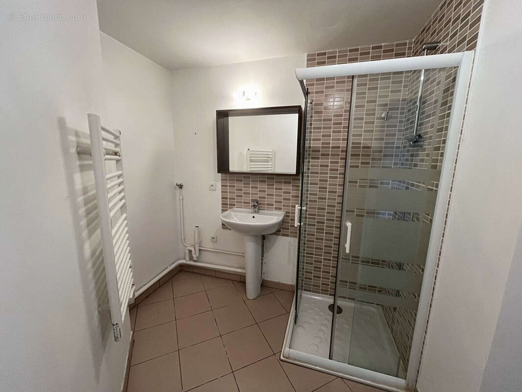 Appartement à NANTERRE