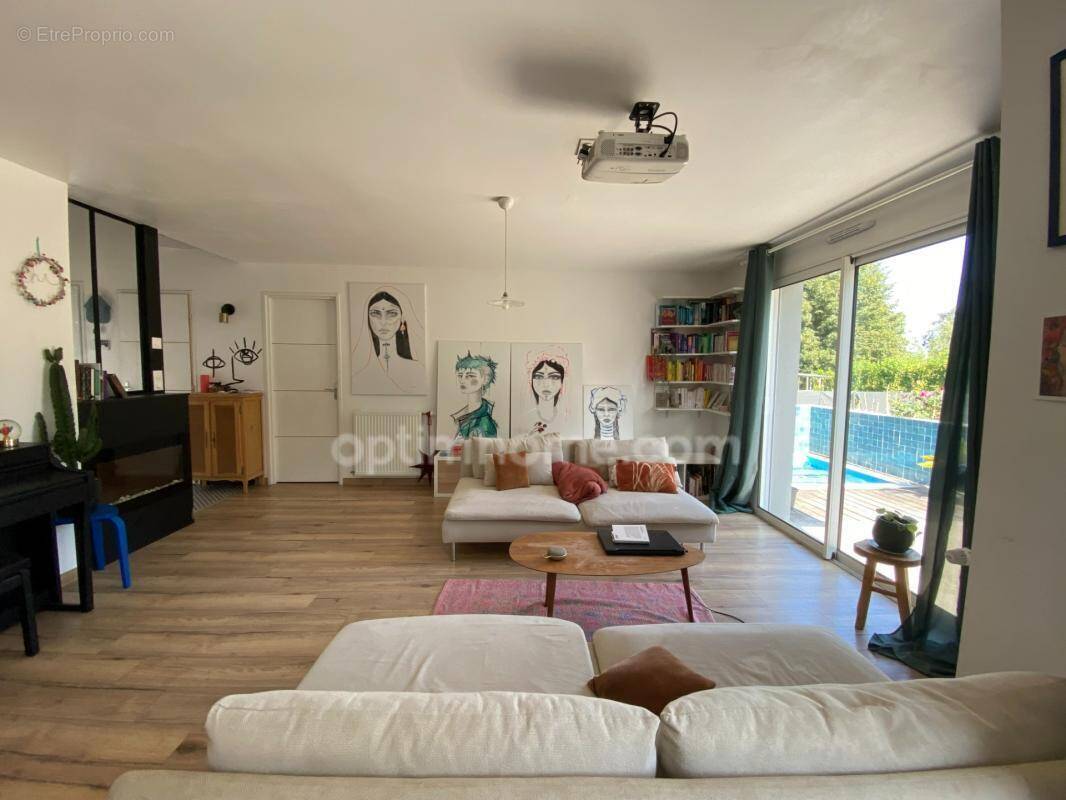 Maison à vendre 6 pièces MELLAC (29) - photo 1