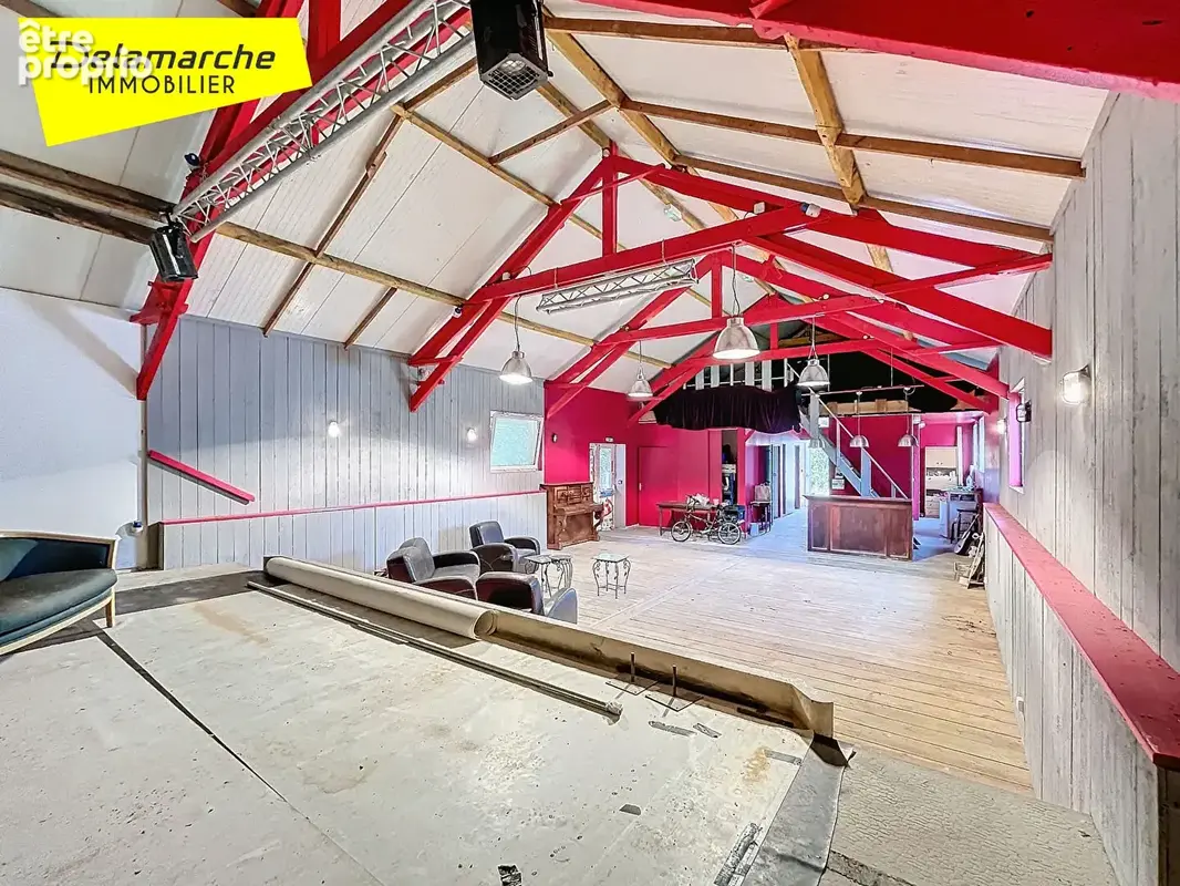 Grande salle transformable en maison Saint Denis Le Gast 1 pièce(s) - photo 4