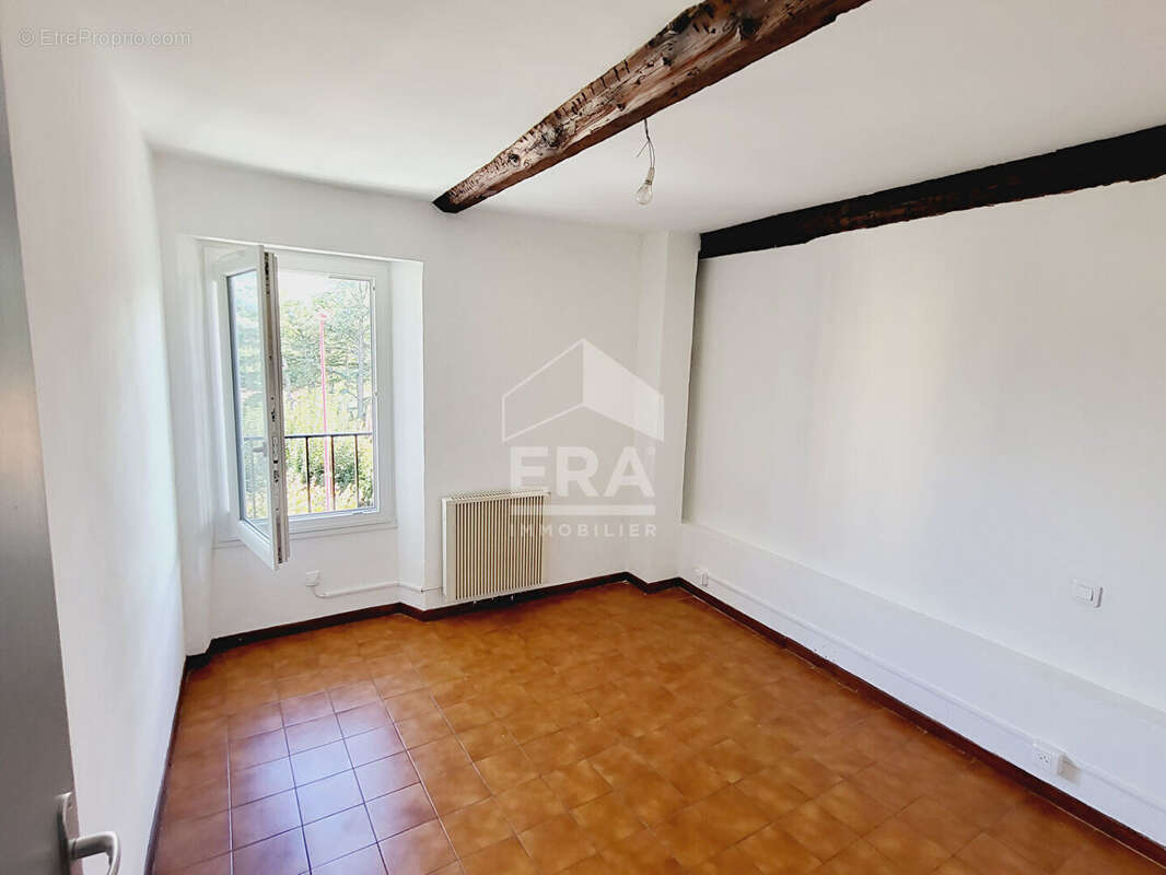 Appartement à CHATEAU-ARNOUX-SAINT-AUBAN