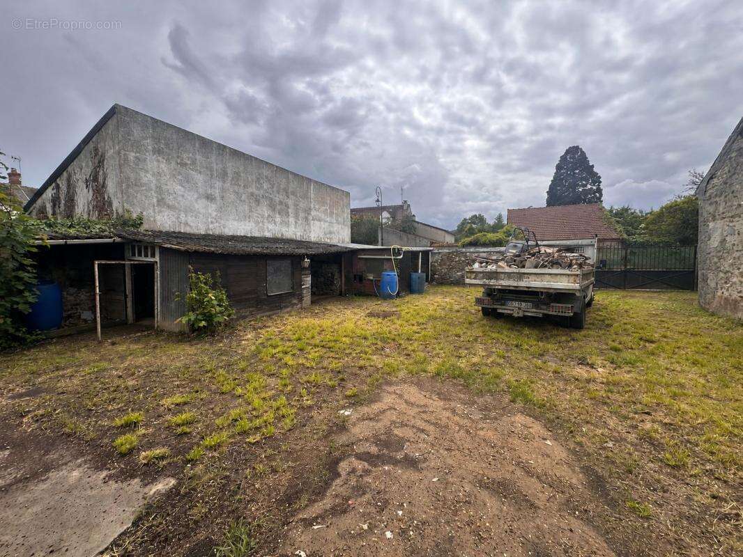 Maison à CHEPTAINVILLE