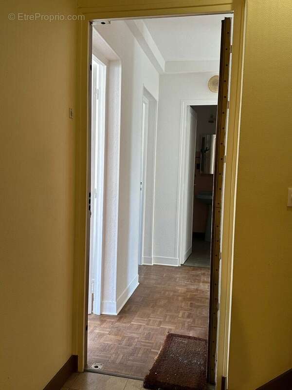 Appartement à LE BLANC-MESNIL