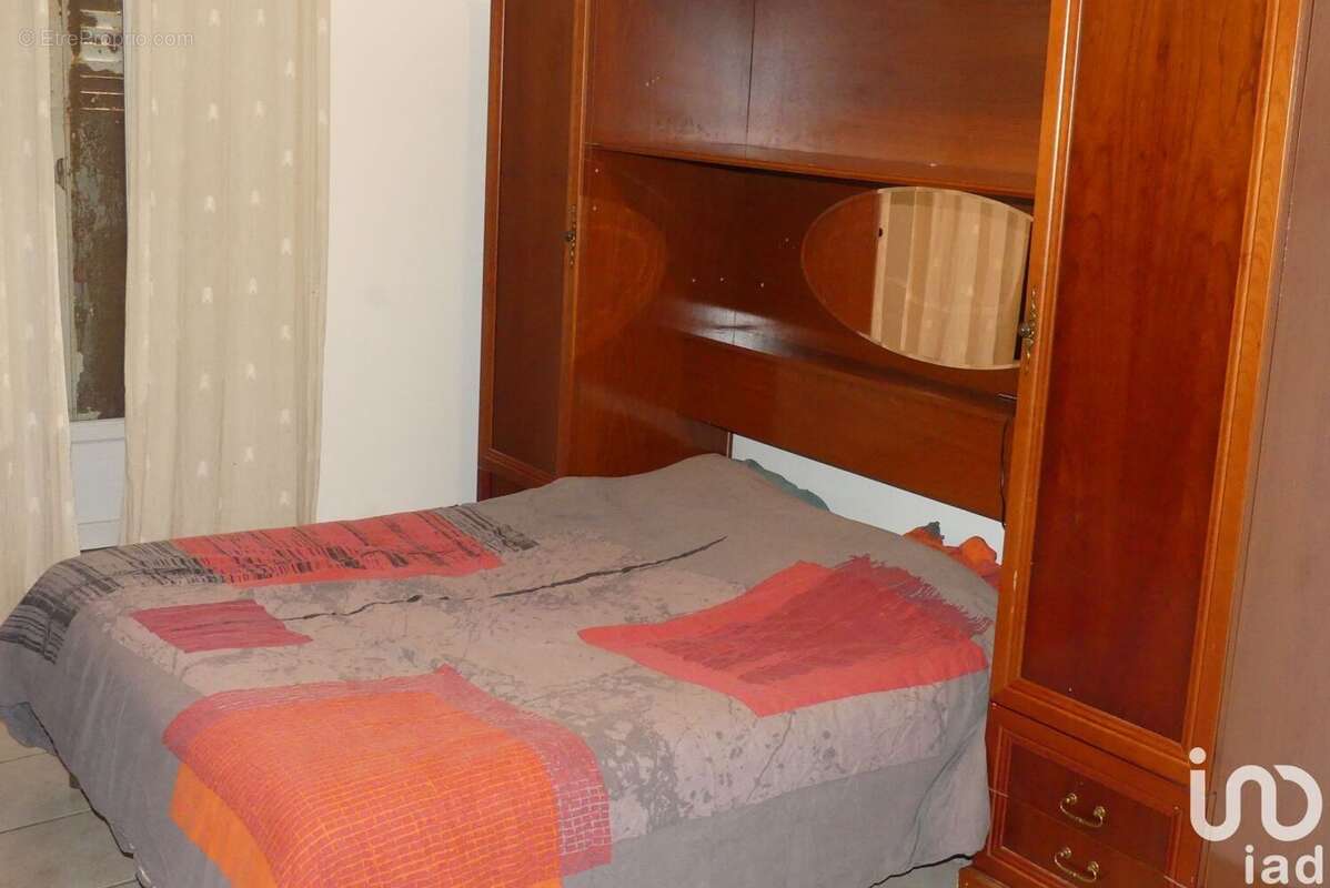 Photo 9 - Commerce à BURZET