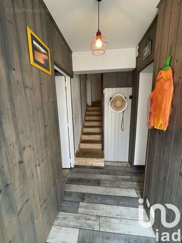 Photo 8 - Maison à LUSSAC-LES-CHATEAUX