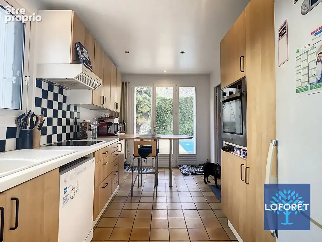 Maison avec Piscine + Dépendance plein centre de La Ferte Alais 6 pièces 189m² - photo 6
