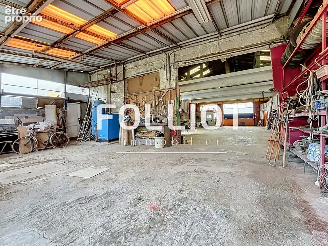 A VENDRE, Maison 4 pièce(s) 105 m2 + batiment de 360m2 - photo 15