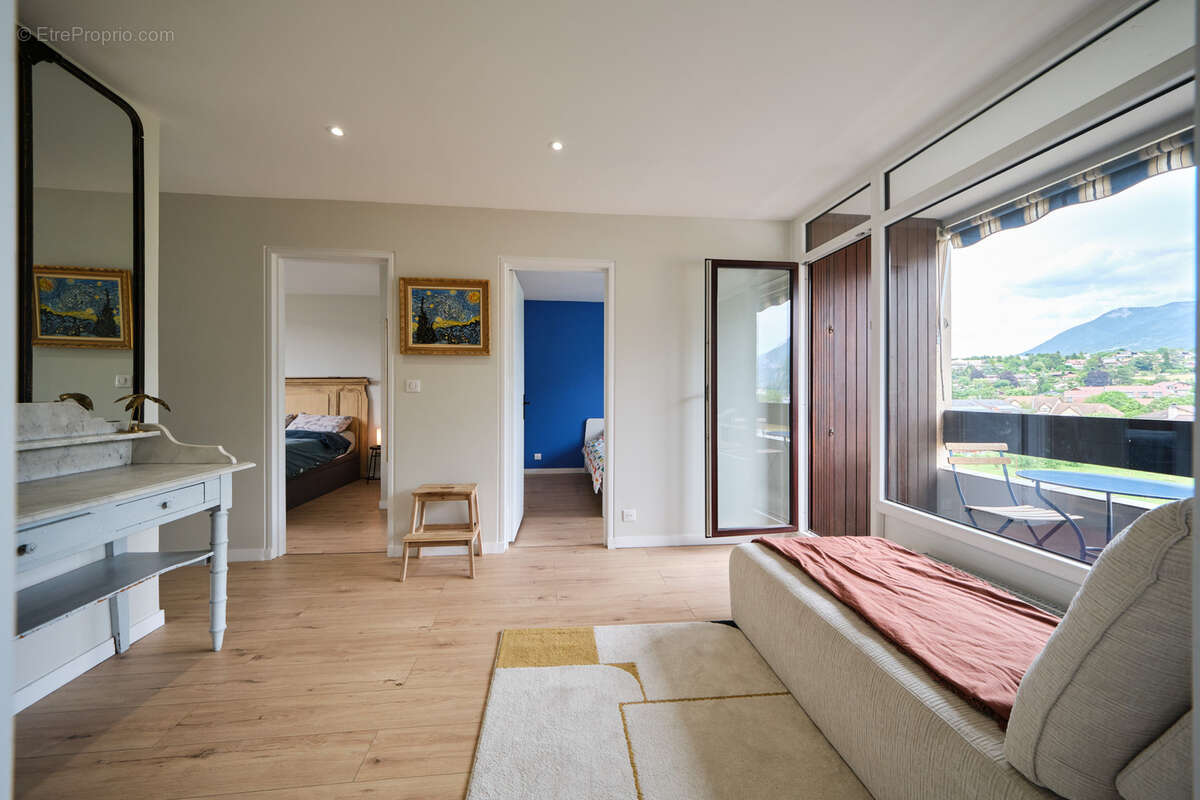Appartement traversant lumineux avec vue panoramique - Pommaries - photo 13