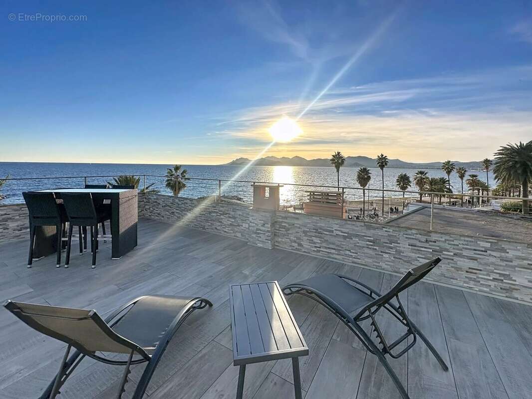 Appartement à CANNES