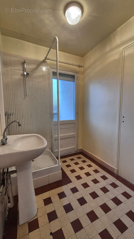 Appartement à BOURG-DE-PEAGE