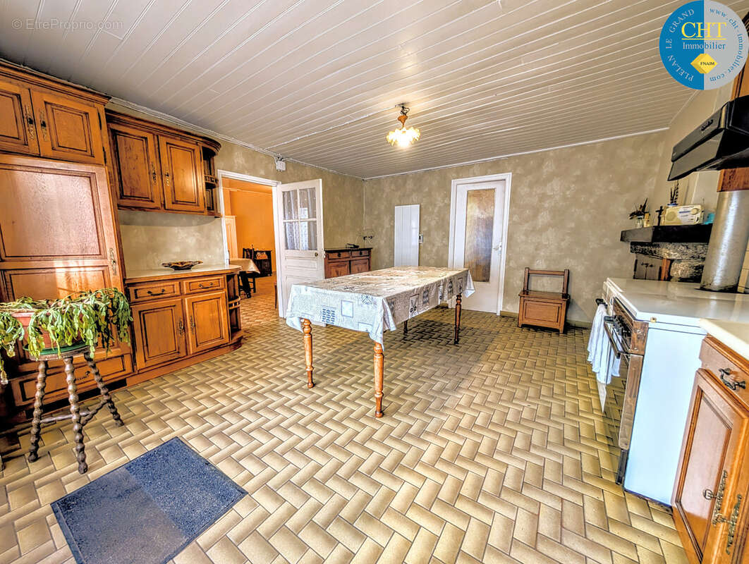 Maison à MAXENT