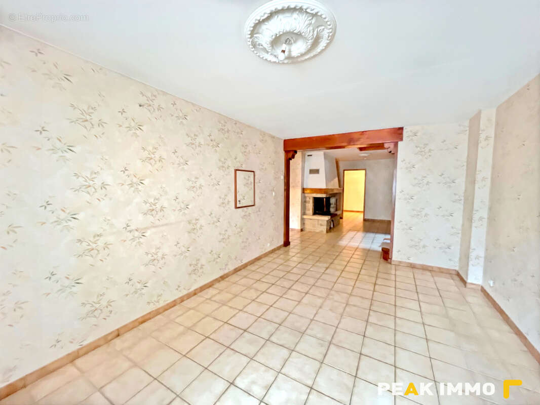 Maison de village - 185 m2 - Magland - photo 15