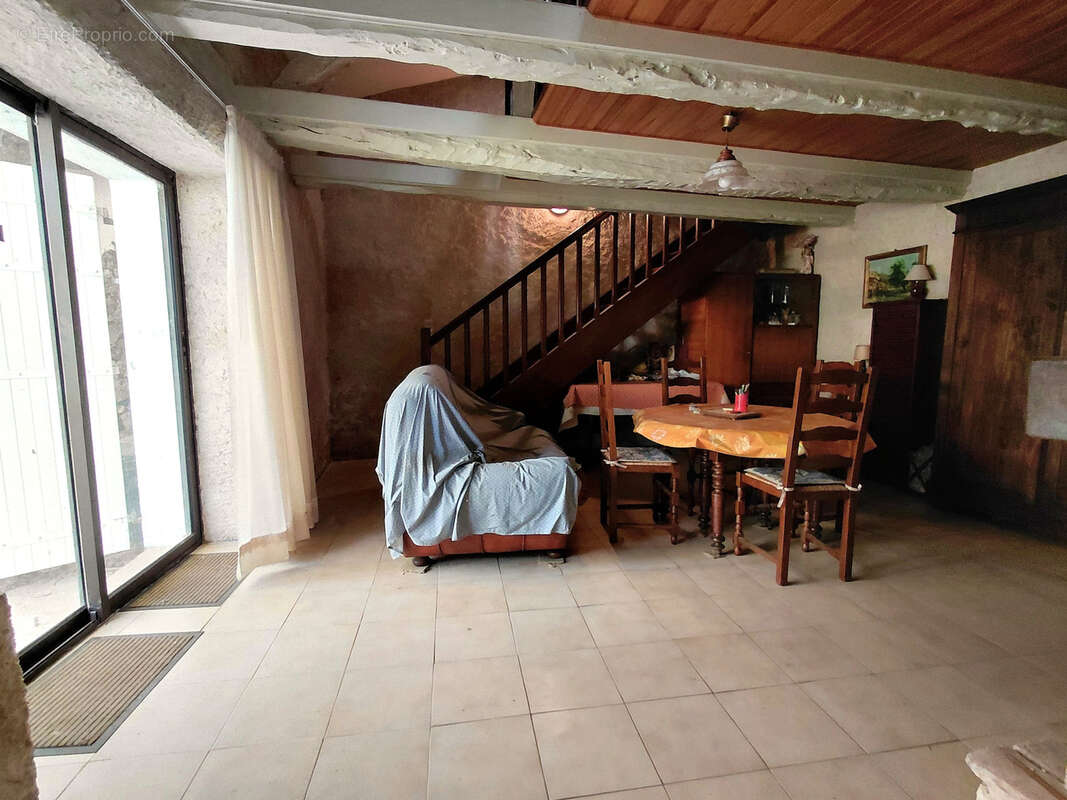 Maison à RAZAC-SUR-L'ISLE