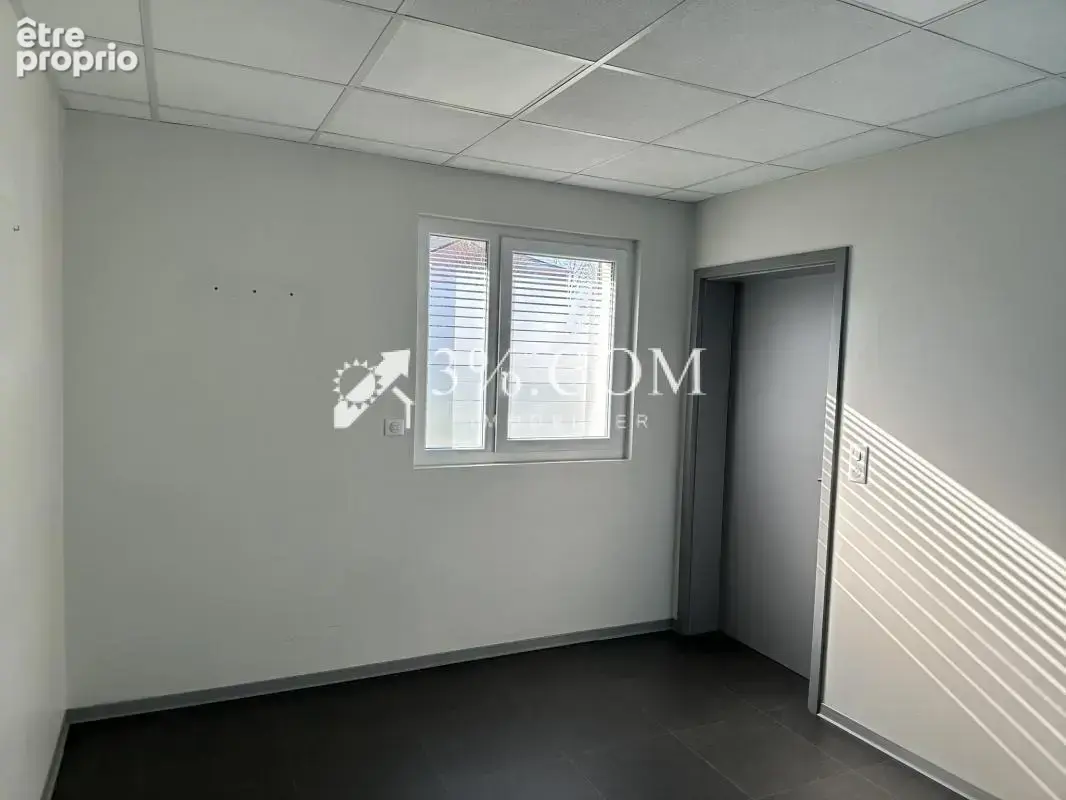 Local commercial de 105 m2 ZAC COURCY EPINAL - photo 17