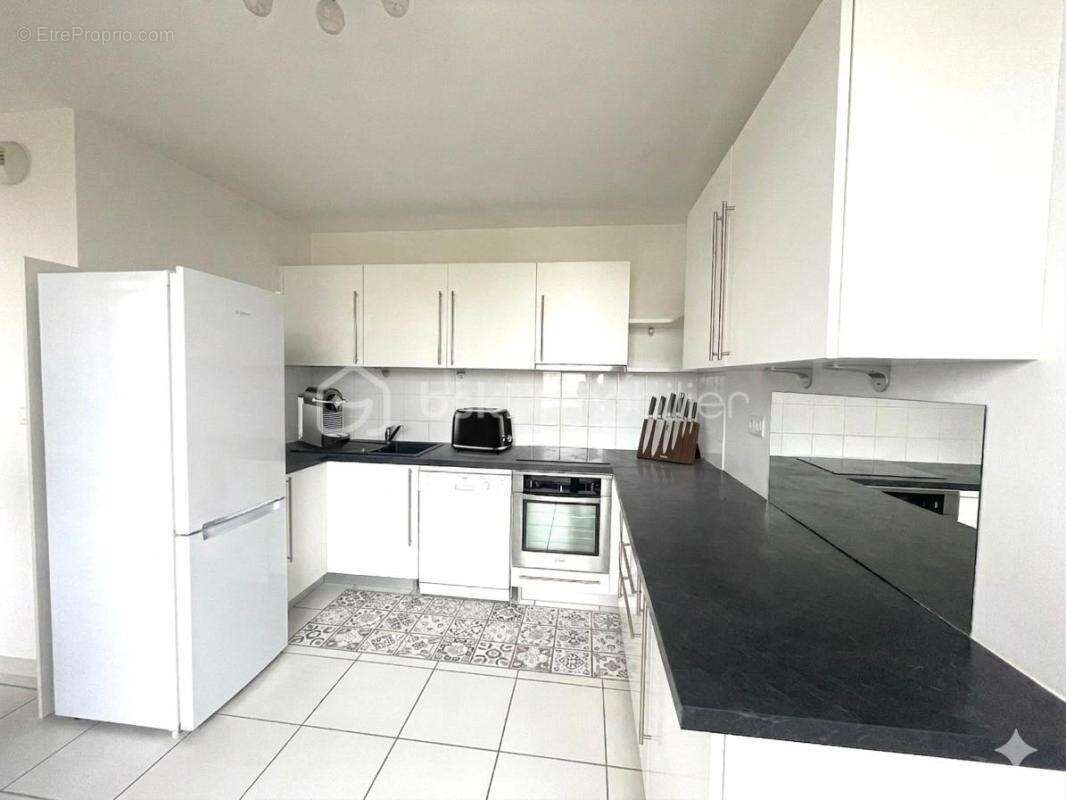 Appartement à SAINT-CYR-SUR-LOIRE