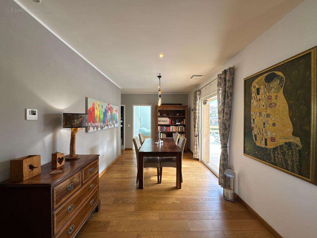 Villa de plain-pied avec logement indépendant - photo 17