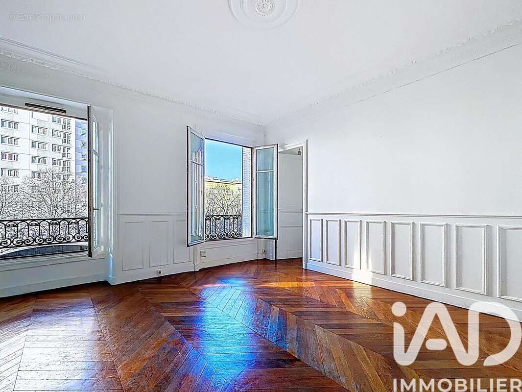 Photo 3 - Appartement à PARIS-19E