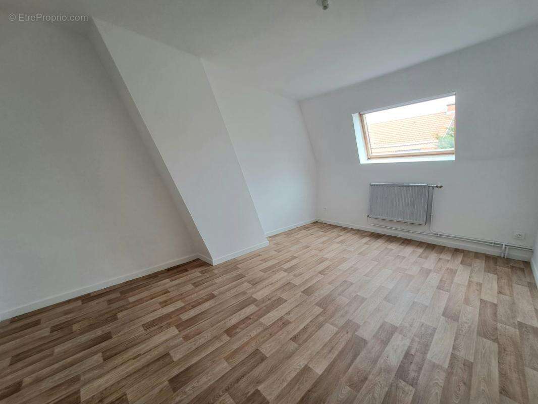 DOUAI - Type 5 - 115 m² - photo 4