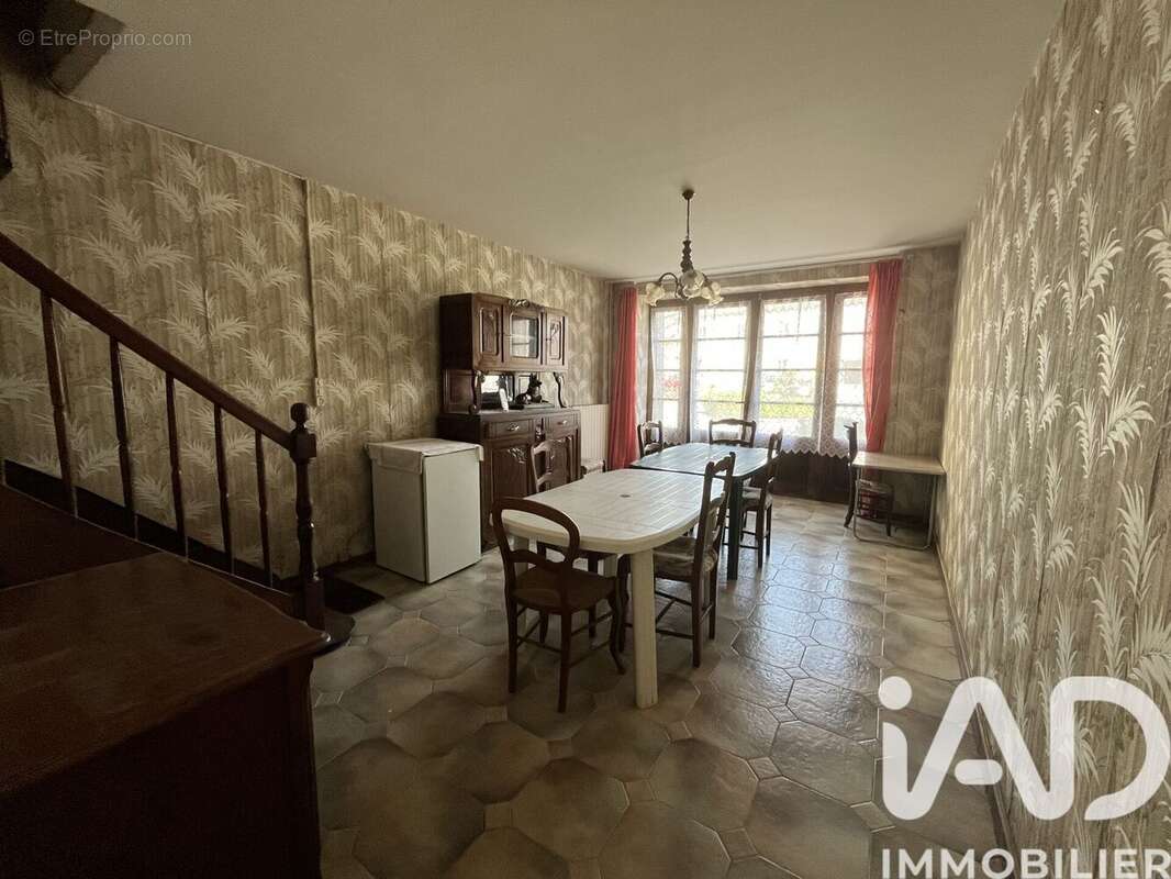 Photo 2 - Maison à MASSIGNAC