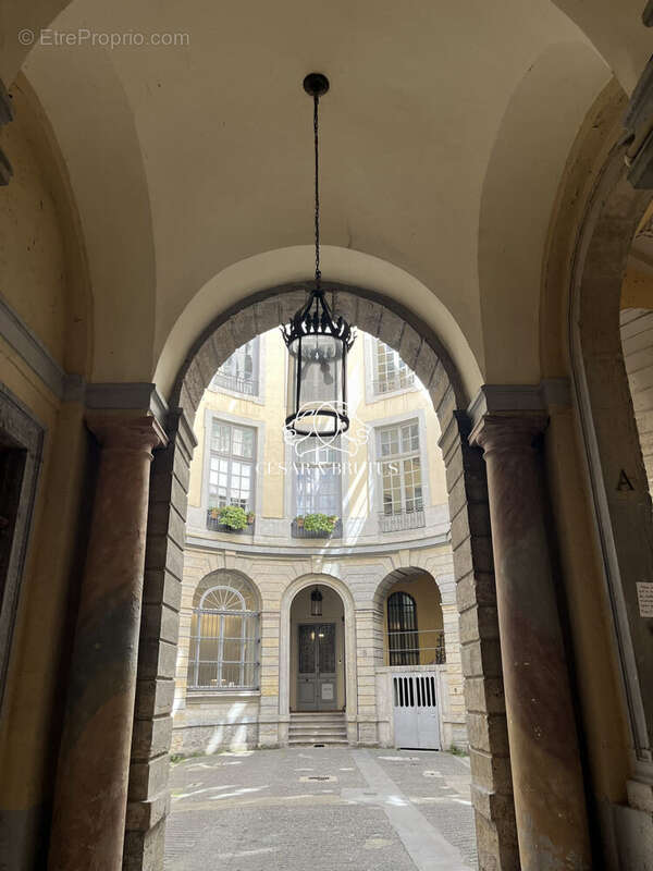 Appartement à LYON-2E