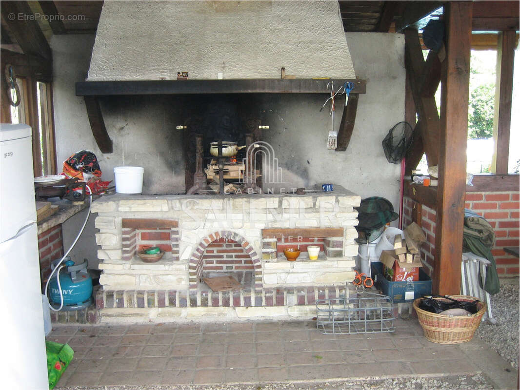 Maison à TANNERRE-EN-PUISAYE