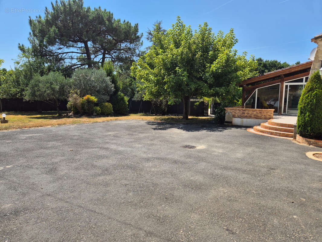 Maison à LA REOLE