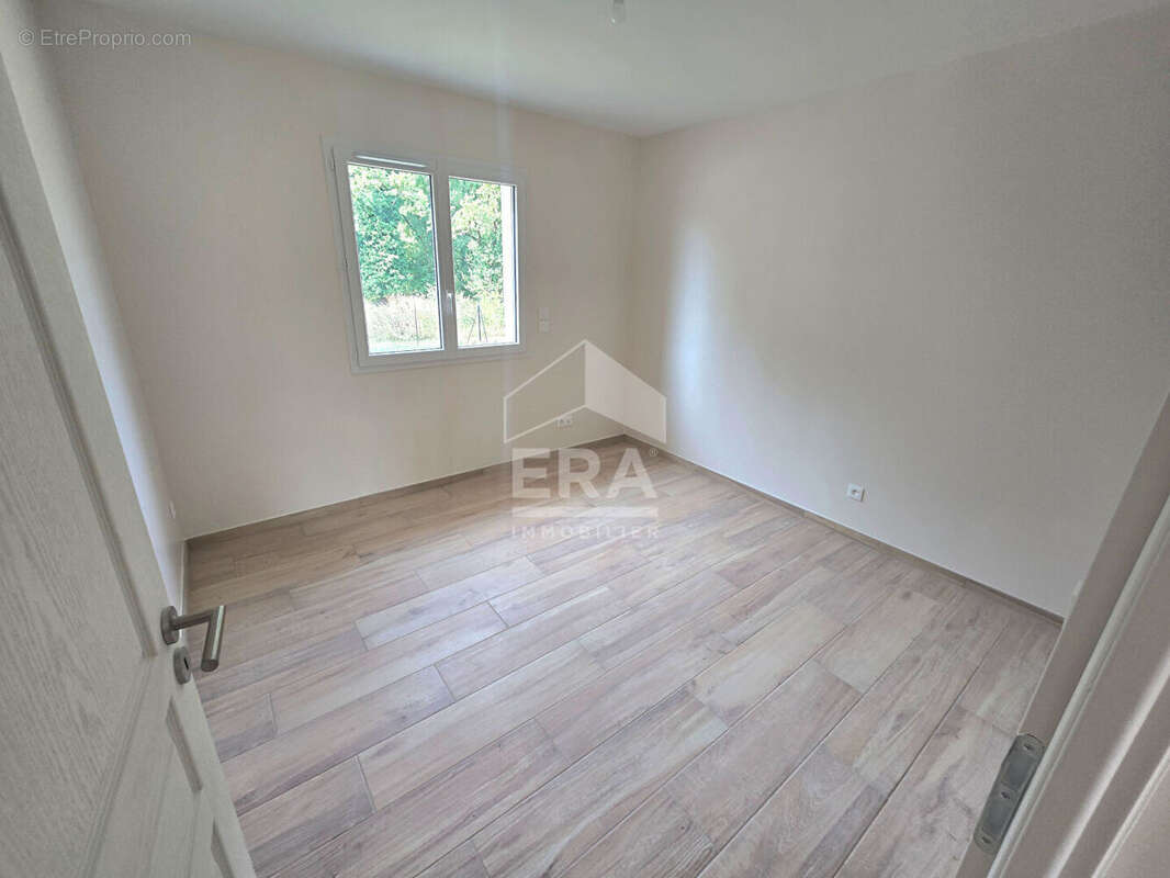 Maison 123m² à vélines - photo 8