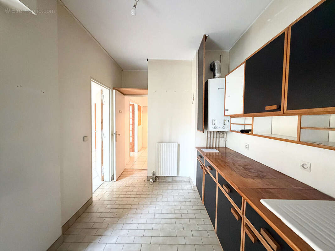 Local professionnel d'une surface de 89,15m2 - photo 9
