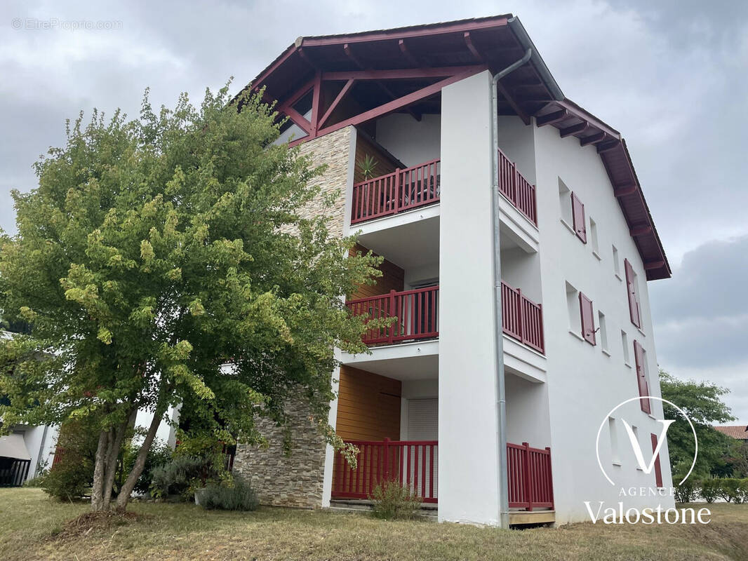 Appartement à VILLEFRANQUE