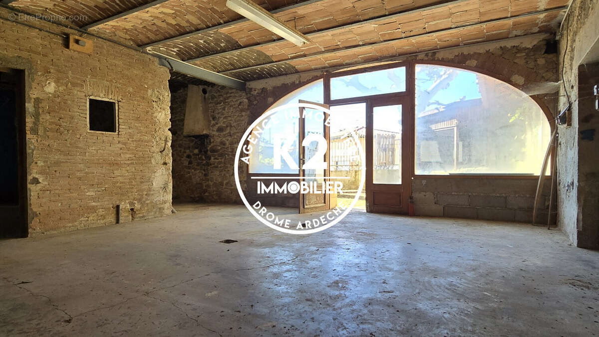 Maison à CLEON-D'ANDRAN