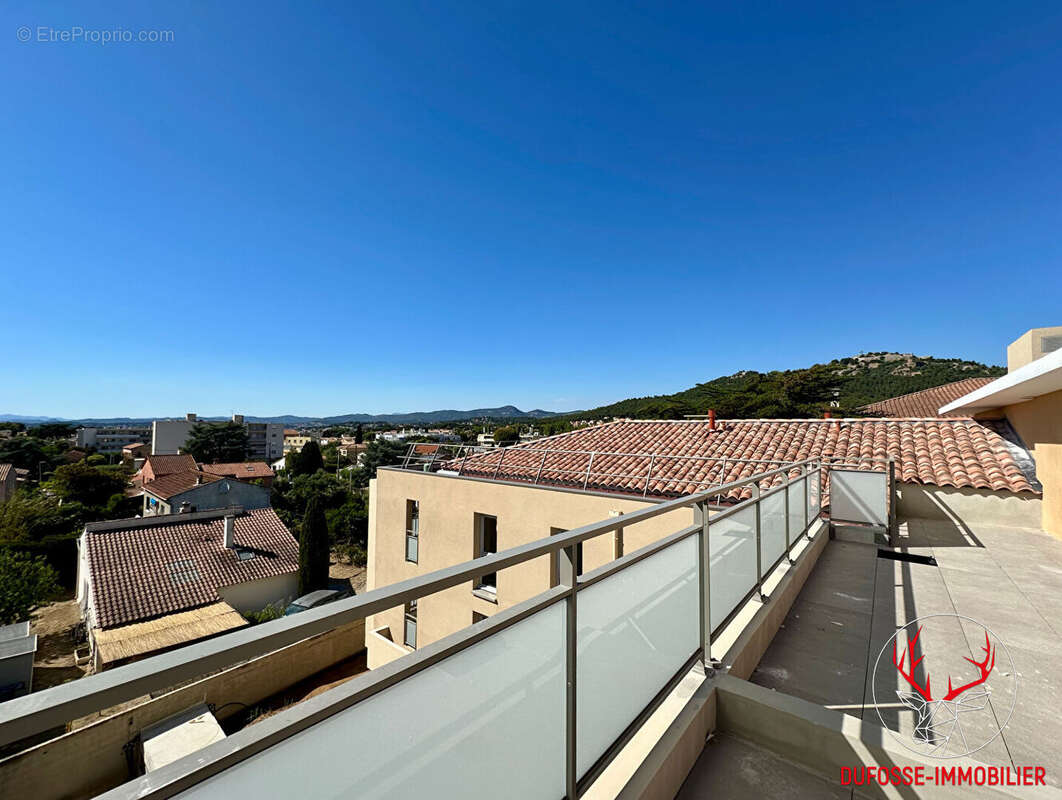 Appartement Six Fours Les Plages 4 pièce(s) 86 m2 - photo 2