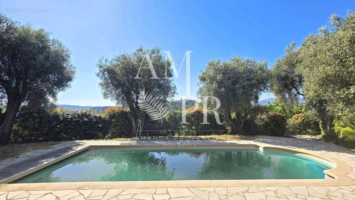 Maison à MOUGINS