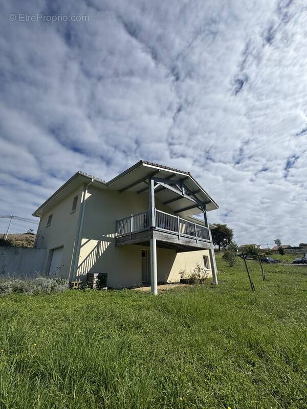 Maison à HAGETMAU