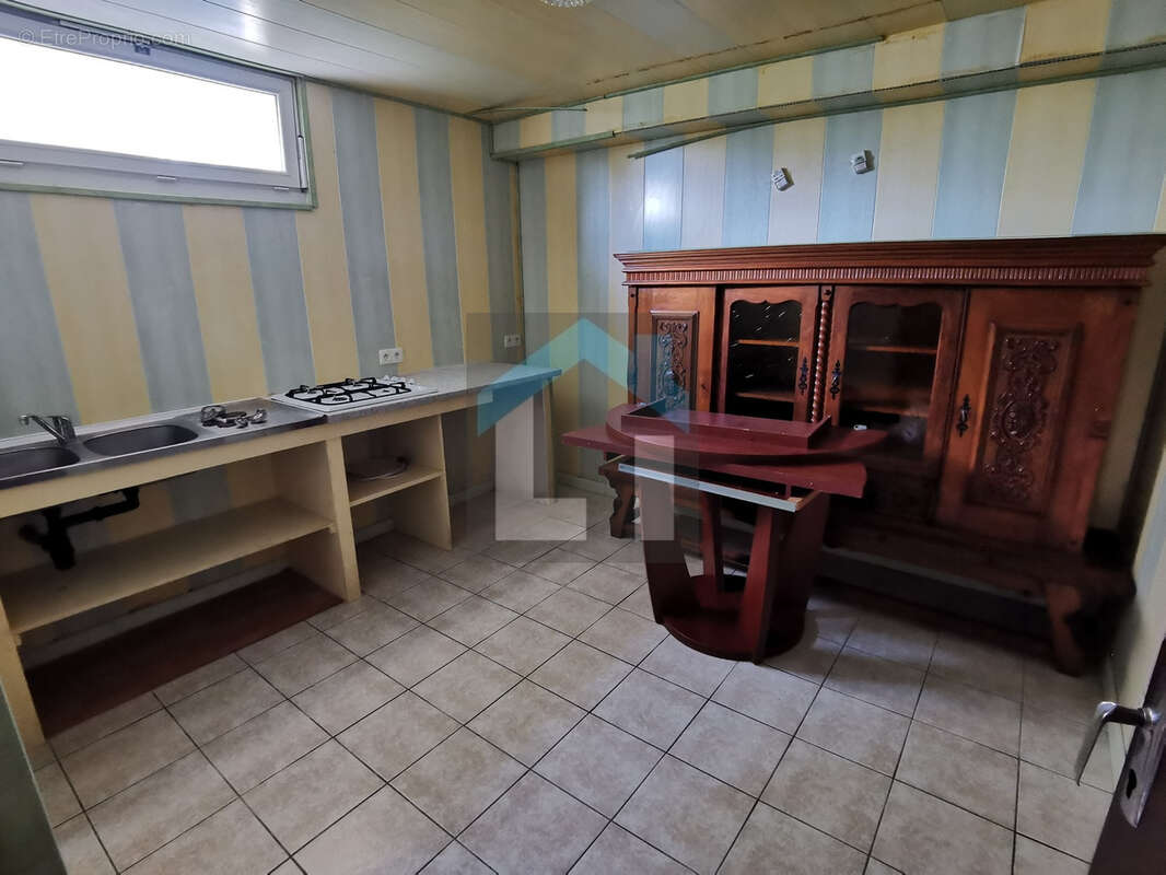 Maison à VILLEDIEU-LES-POELES