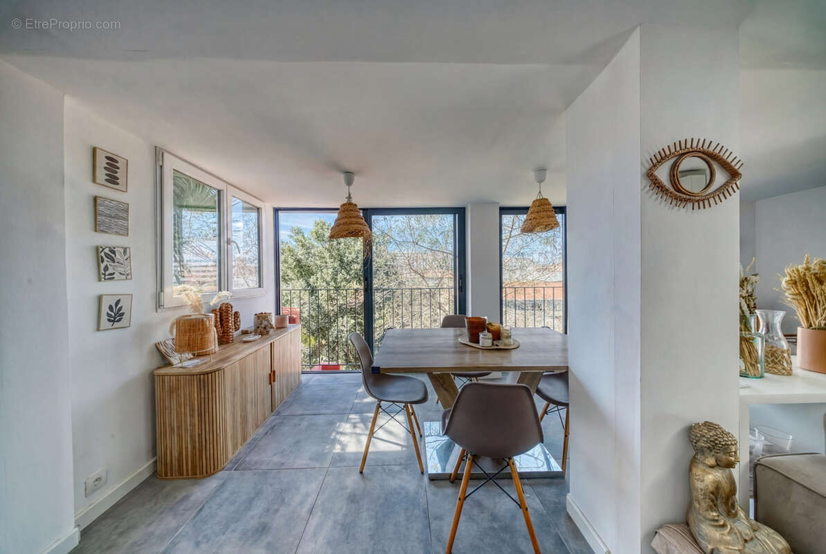 Appartement à MARSEILLE-14E