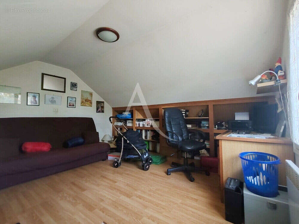 Maison à MONTHOU-SUR-BIEVRE