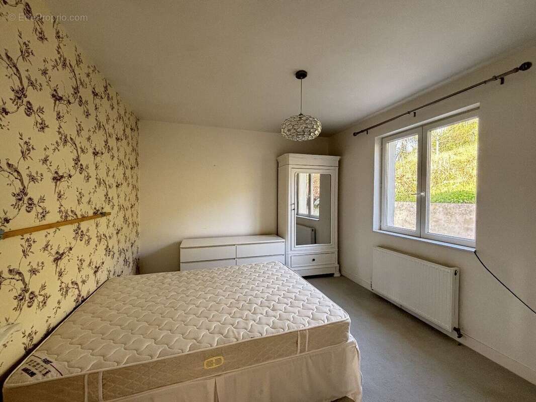 Maison à GENOUILLE