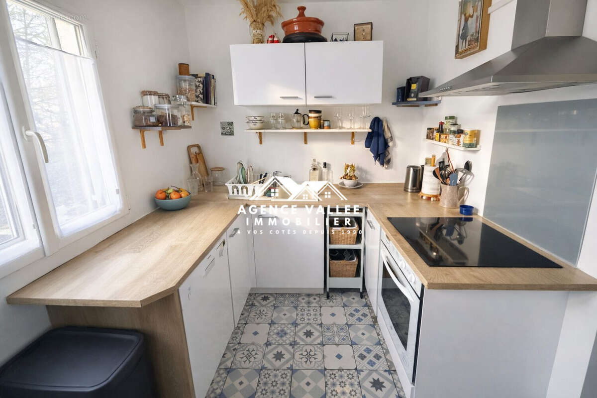 Maison à SAINT-PIERRE-DU-PERRAY